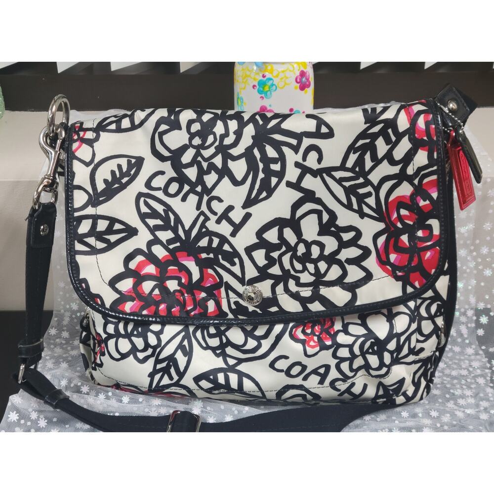Coach Grafitti Messenger Bag F16915 W/ All Tags